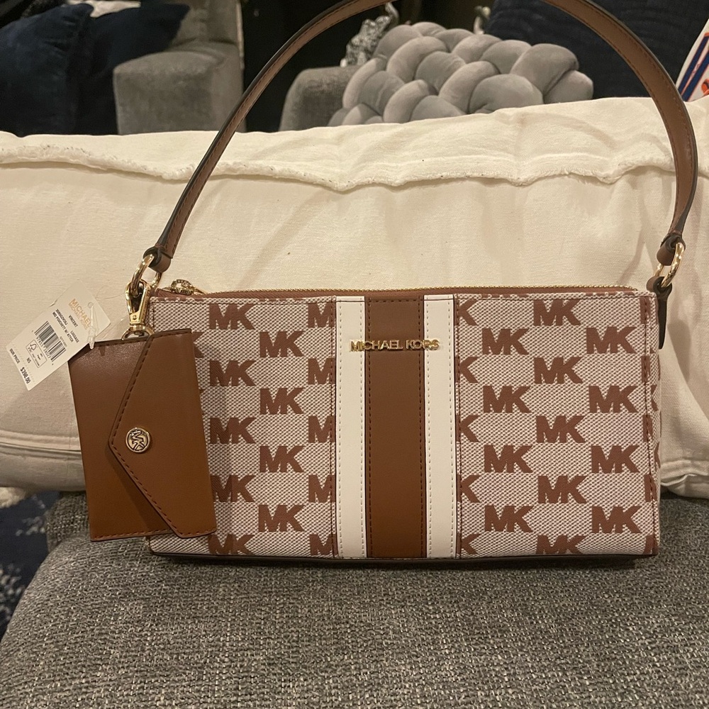 Michael Kors Tan and Cream MD pouchett Shoulder Bag with added attachment. NWT